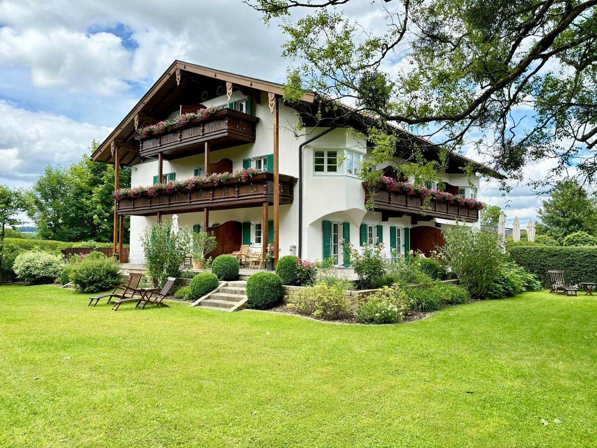 Landhaus Marinella Hotel Garni in Bad Wiessee, Alpes bavaroises
