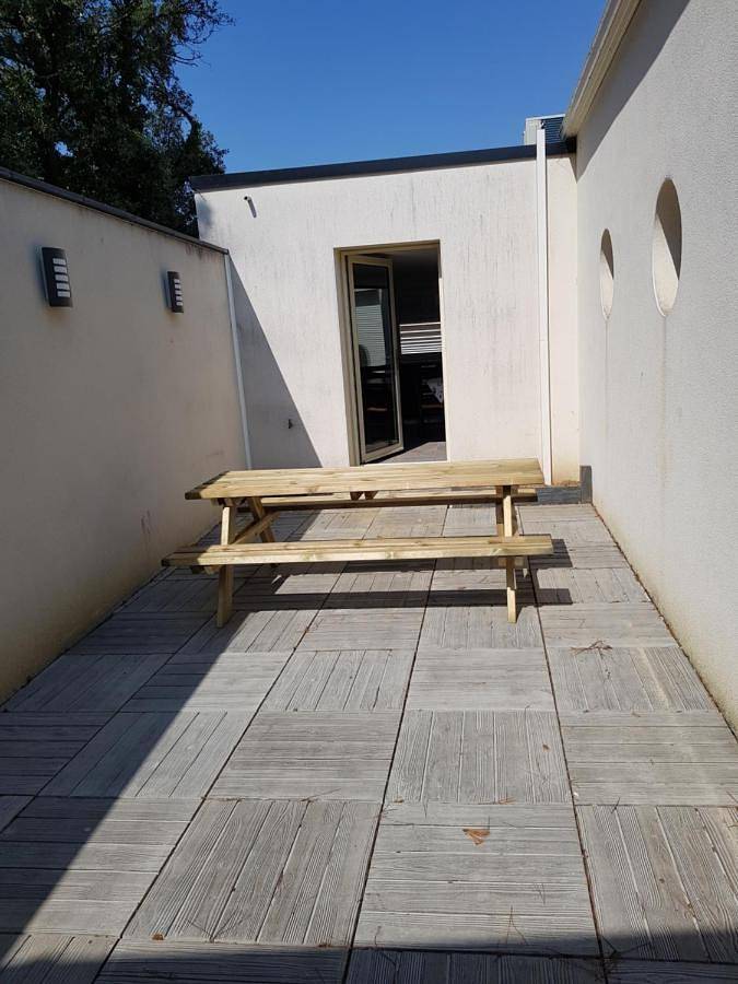 Location de vacances pour 8 personnes, avec terrasse et jardin dans Plage naturiste (Olonne-sur-Mer) - 3