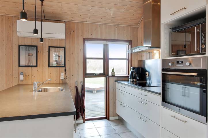Ferienhaus für 6 Personen, mit Whirlpool und Sauna sowie Terrasse, mit Haustier in Nr. Lyngby - 4