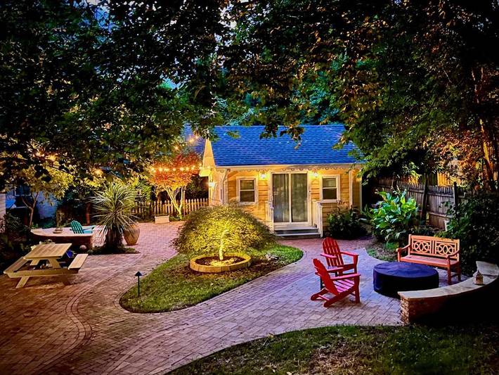 Maison d’hôte pour 2 personnes, avec jardin à Charlotte