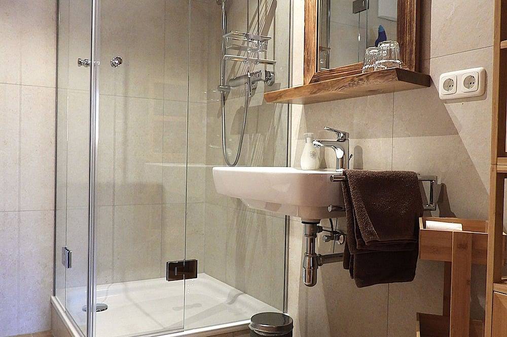 Entire apartment, Vacation apartment #4 - Aribohof in Rottach-Egern, Bavarian Alps