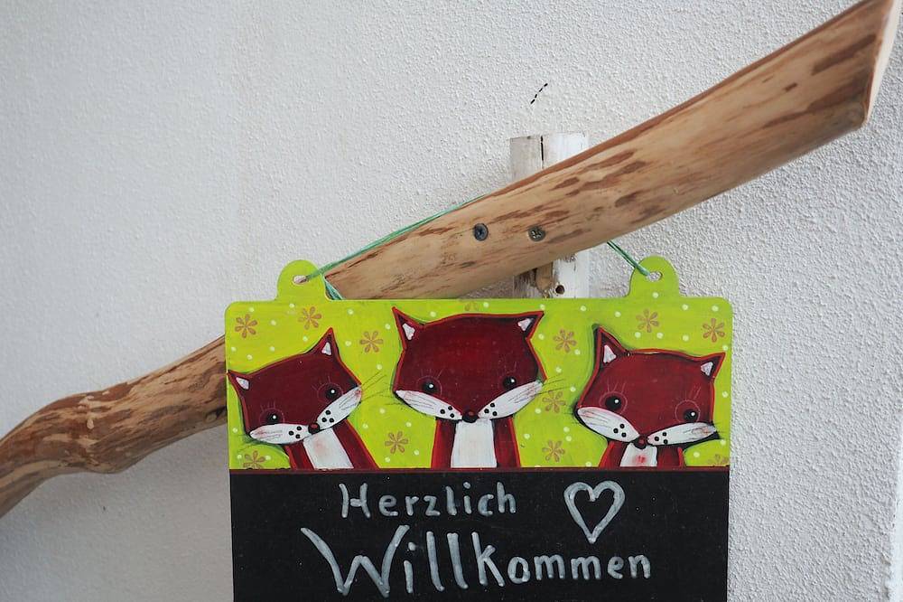 Ganze Wohnung, Ferienwohnung Ii - Fuchsbau Souterrain-Wohnung in Brannenburg, Bayerische Alpen