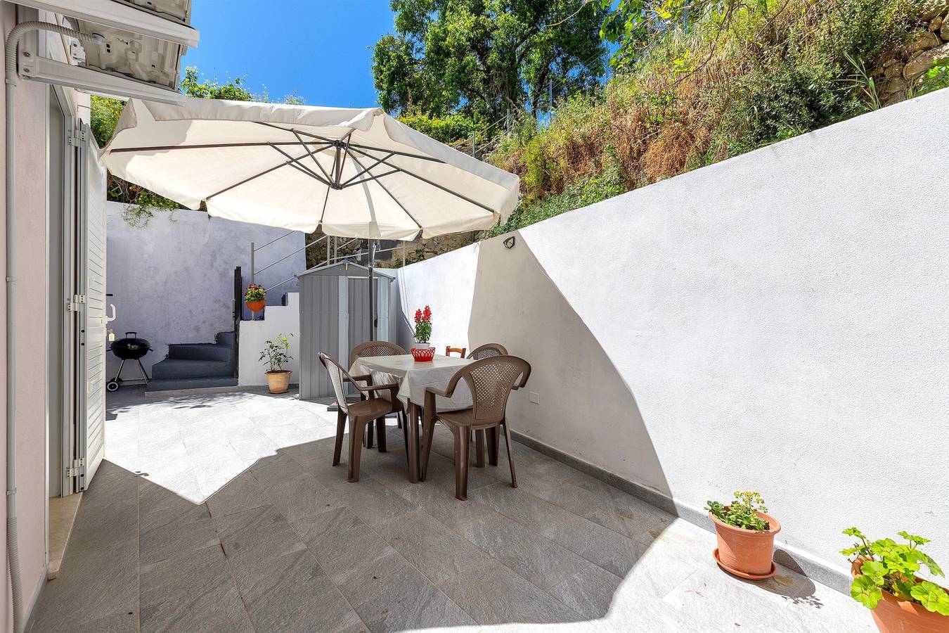 Appartamento intero, Appartamento 'Casa Angela' con giardino privato, balcone e aria condizionata in Nulvi, Provincia di Sassari