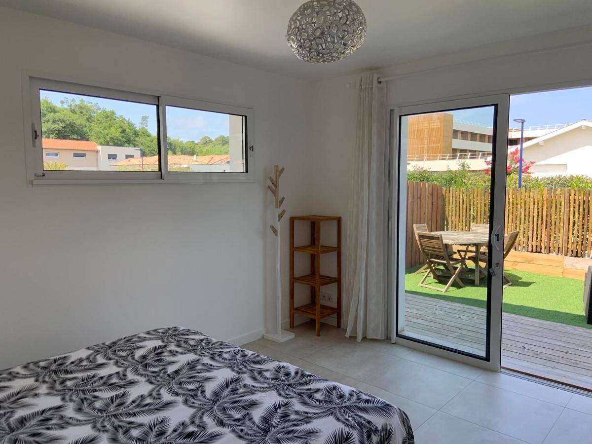 Chambre privée avec terrasse in Capbreton, Côte d’Argent