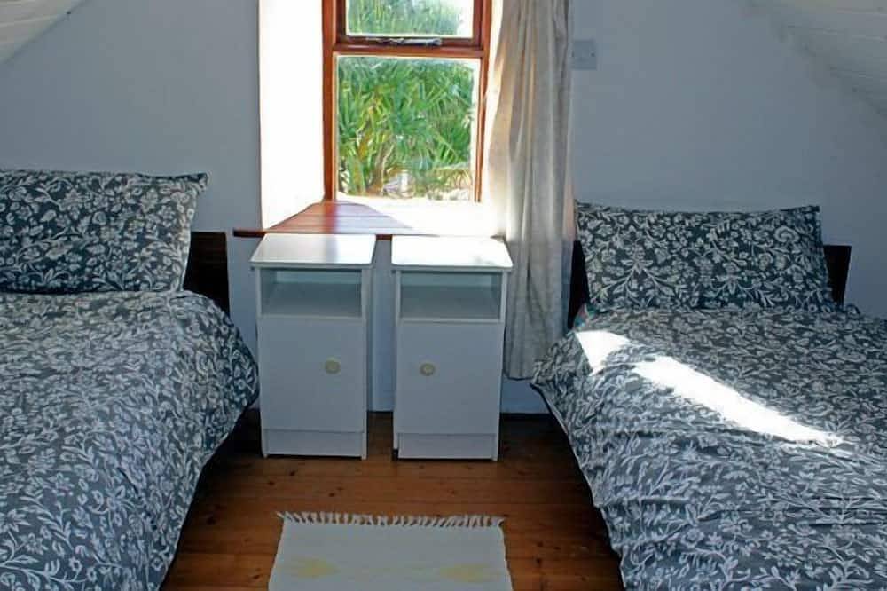 Entire apartment, Beautiful tradition cottage 