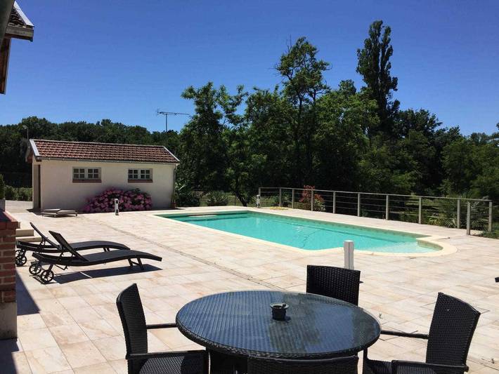 Gîte pour 4 personnes, avec piscine et terrasse à Albi - 2