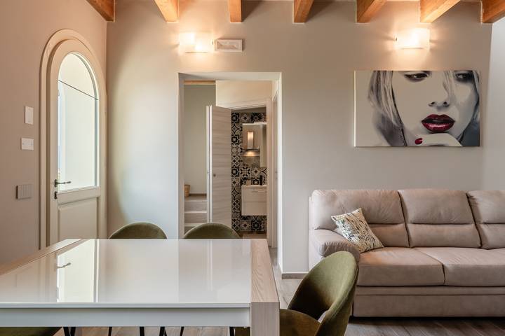 Holiday Home 'Oasi al Sole' with Mountain View, Private Garden and Wi-Fi in Santa Maria a Monte, Pisa provins
