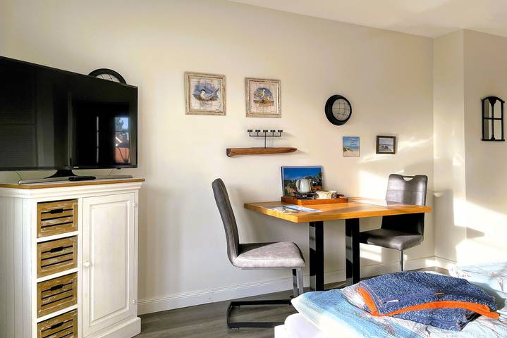 Ferienwohnung für 4 Personen, mit Ausblick und Sauna sowie Balkon in Wittdün - 3