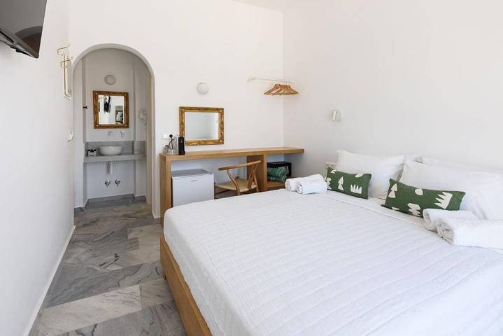 Maison d’hôte pour 2 personnes, avec terrasse dans Paros - 2