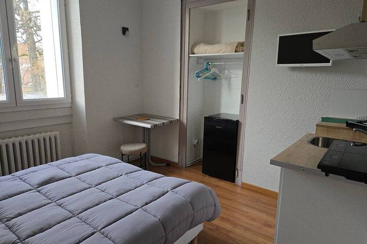 Location de vacances pour 80 personnes, avec jardin et terrasse, animaux acceptés dans Arvillard - 4