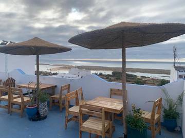 Cottage pour 2 personnes, avec vue sur le lac ainsi que terrasse et vue à Oualidia