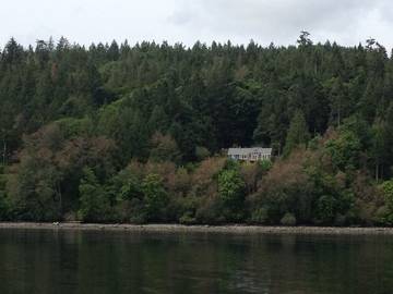 Cabin Rentals And Lodges for 6 Guests in Salt Spring Island Electoral Area, Victoria - Vancouver Island, Picture 1
