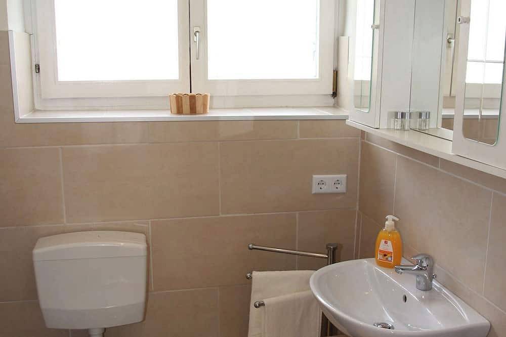 Ganze Wohnung, Gemütliche ruhige Ferienwohnung mit phantastischer Aussicht in Beckingen, Saargau