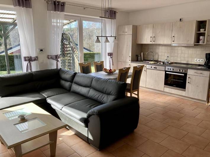 Ferienhaus für 4 Personen, mit Terrasse und Seeblick in Mirow