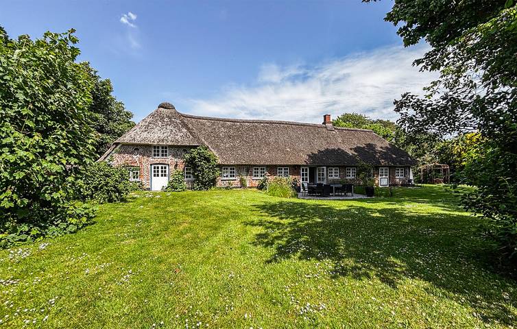 Ferienhaus für 11 Personen, mit Garten