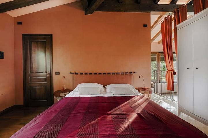 Schwimmbad, Wellness und Entspannung in den Hügeln von Bologna in Crespellano, Valsamoggia