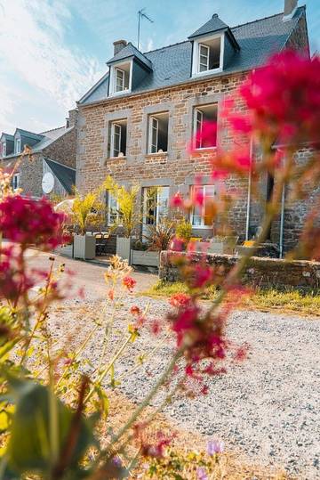 Cottage pour 10 personnes, avec vue et terrasse, animaux acceptés dans Cale de Mordreuc