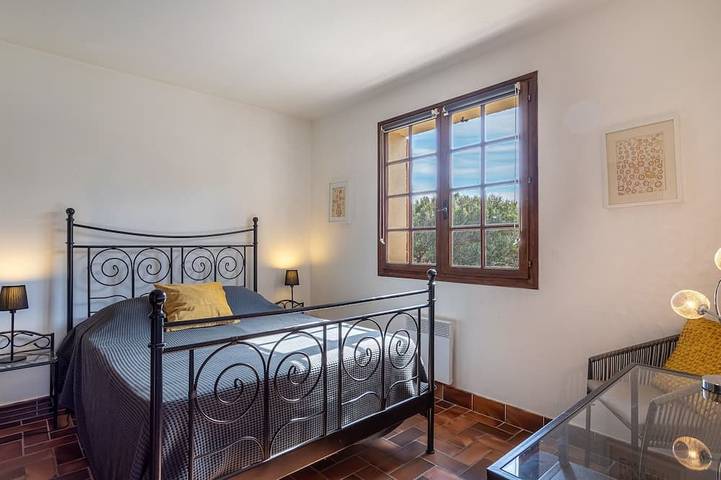 Location de vacances pour 6 personnes, avec jardin, animaux acceptés dans Plage Du Rayolet - 3