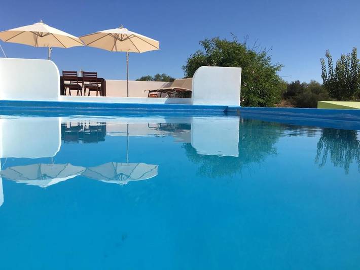 Casa de férias para 4 pessoas, com piscina e jardim e ainda vista em Alvor