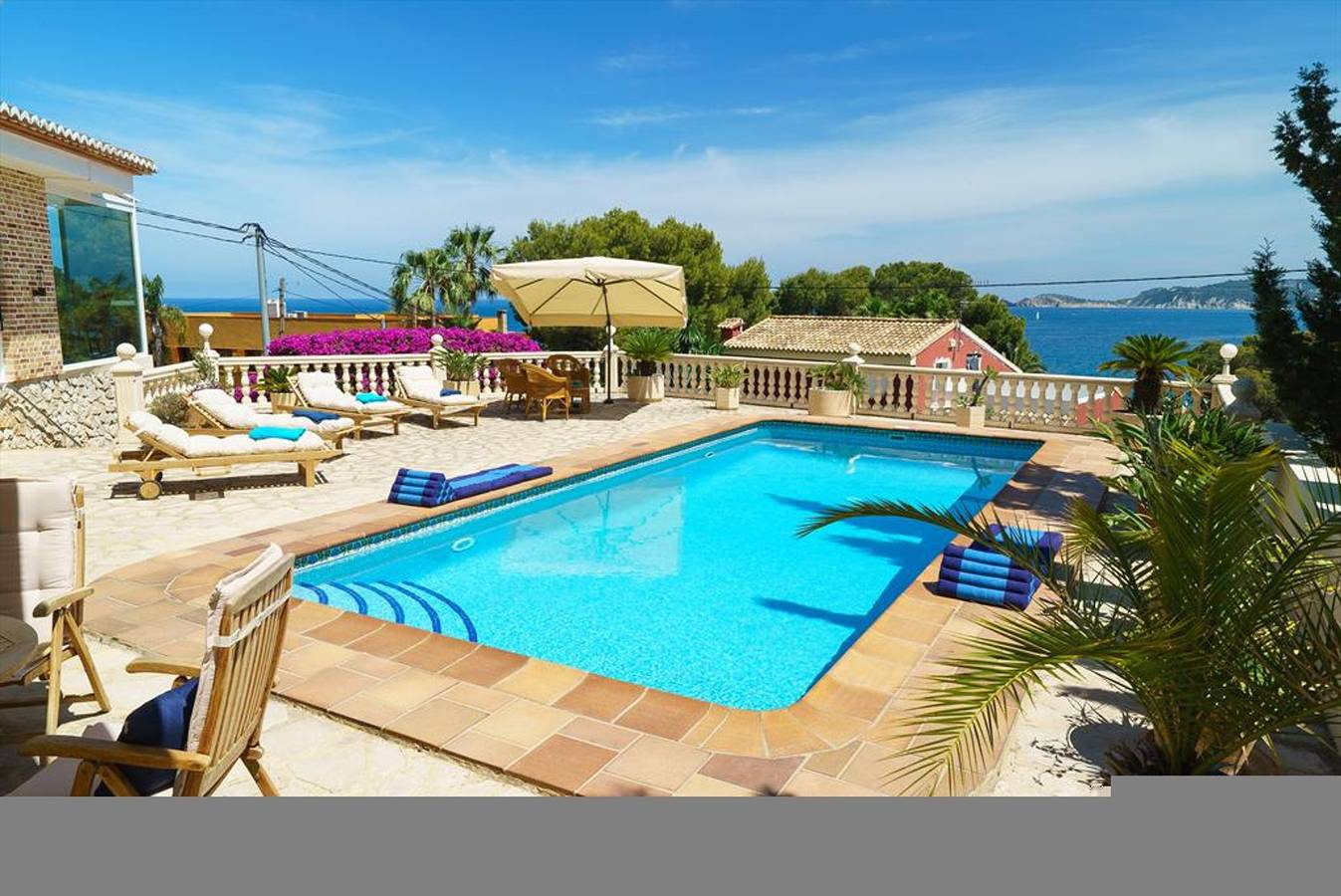 La Cofa in Javea with 2 bedrooms and 1 bathrooms in Javea Port, Jávea