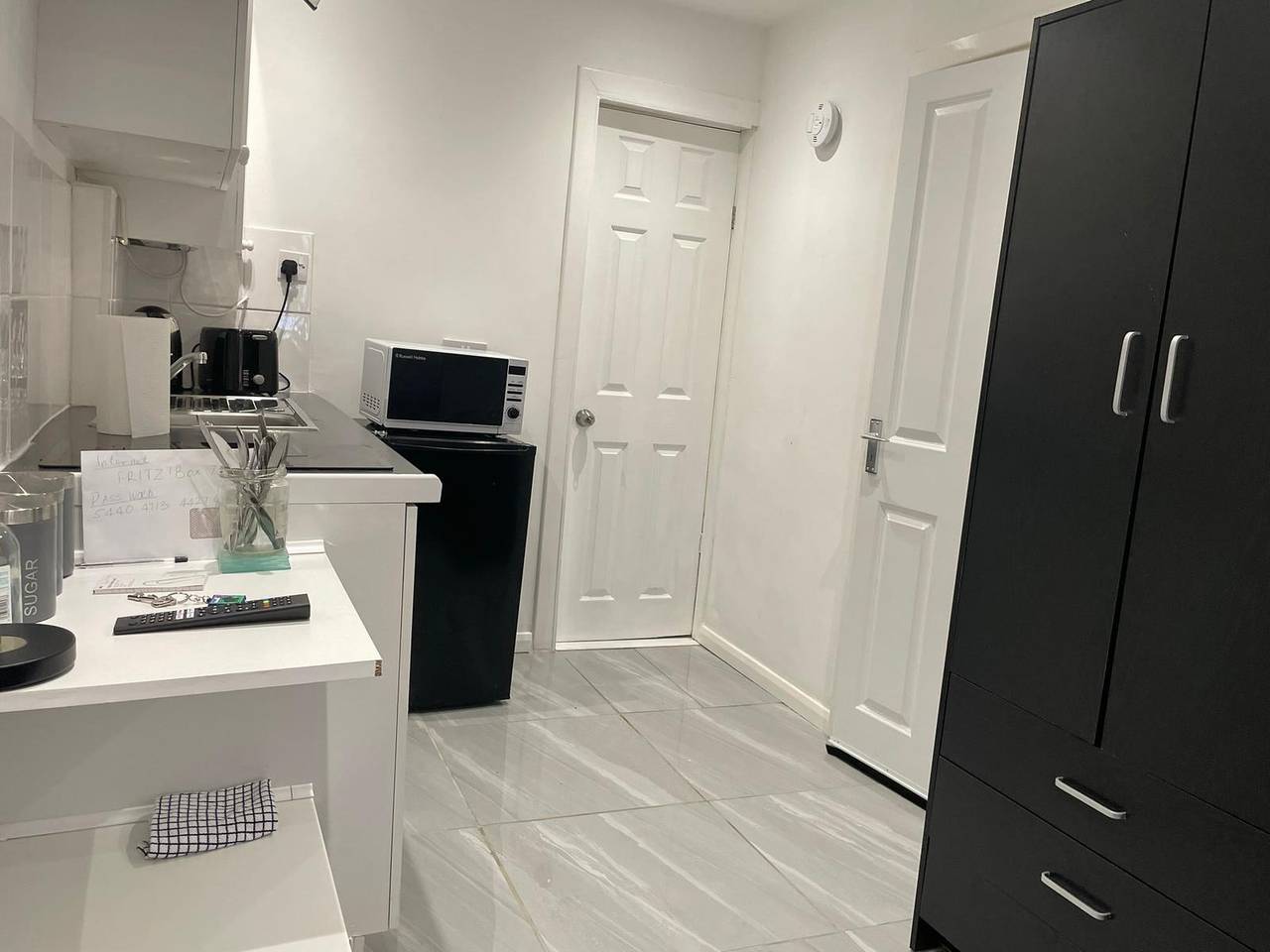 Estudio entero, 1 bed Studio - Sleeps 2 - Free Parking in Coventry, Birmingham y alrededores