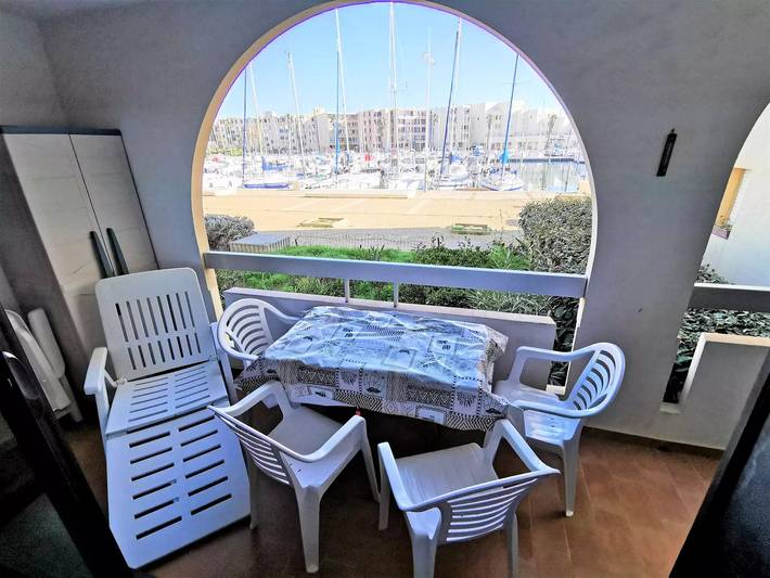 Appartement de vacances pour 4 personnes, avec vue et terrasse, animaux acceptés dans Port Leucate