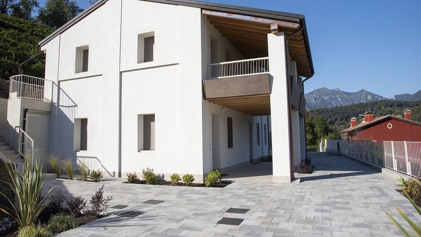 Ferienwohnung für 4 Personen, mit Sauna und Whirlpool sowie Garten - 1