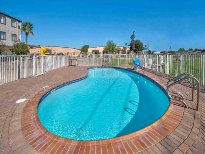 Apartamento entero, 1 cama tamaño queen | Movilidad | Bañera | Nsmk in Harlingen (Estados Unidos), Condado de Cameron