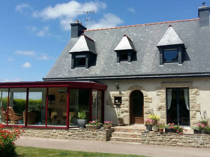 Location de vacances pour 6 personnes, avec Terrasse et Jardin à Pédernec