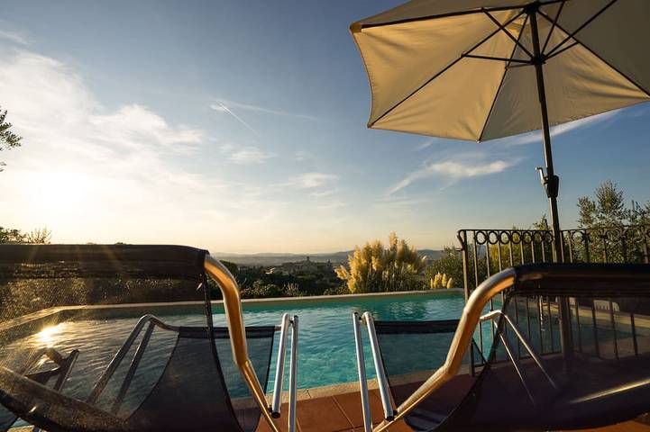 Villa für 10 Personen, mit Garten und Terrasse sowie Pool - 1