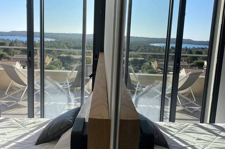 Apartamento entero, Casa 3, piscina 29 °, jacuzzi, vista al mar, playa 800 m, sauna hammam, río in Sainte-Lucie de Porto-Vecchio, Zonza