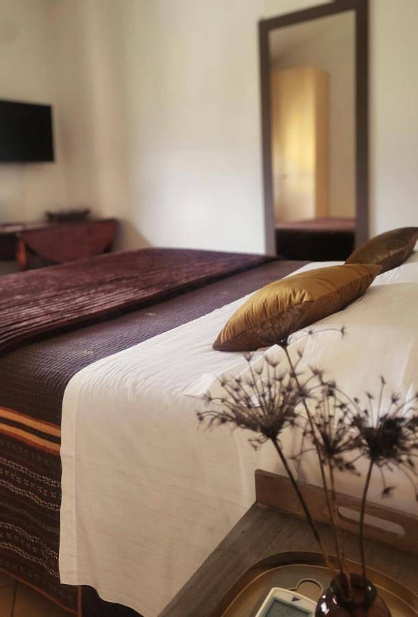 Gîte pour 2 personnes, avec jardin ainsi que vue et piscine à Villanova d'Albenga - 4