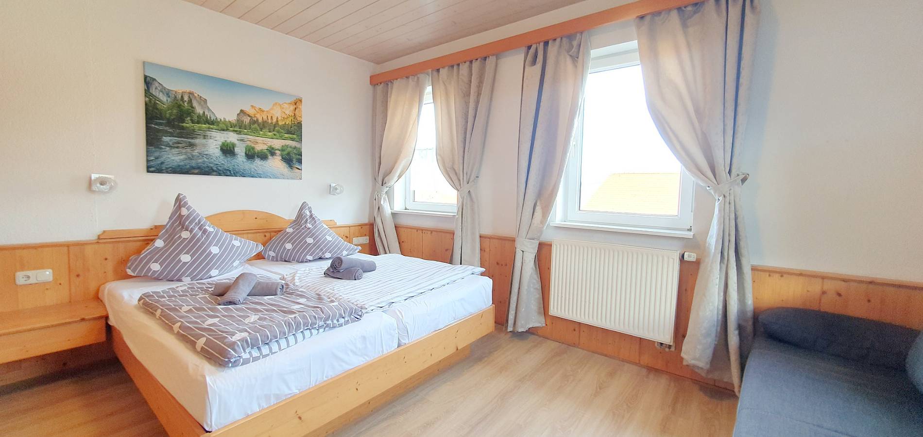 Ganze Ferienwohnung, Restaurant Athen & Appartements Bergen - Appartement 5, 27 qm für max. 4 Personen in Bergen (Chiemgau), Chiemsee