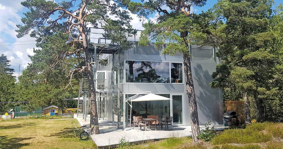 Lägenhet för 5 Personer, med Bubbelpool samt Terass och Trädgård och Bastu i Nacka