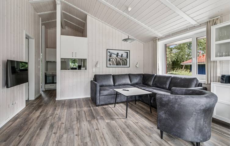 Ferienhaus für 6 Personen, mit Terrasse und Garten sowie Sauna, kinderfreundlich in Travemünde - 4