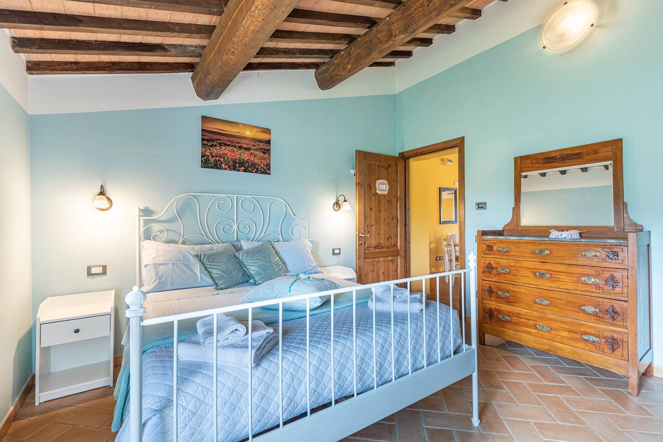 Camera 'Papavero' con vista sulle montagne, piscina condivisa e Wi-Fi in Chianciano Terme, Siena e dintorni