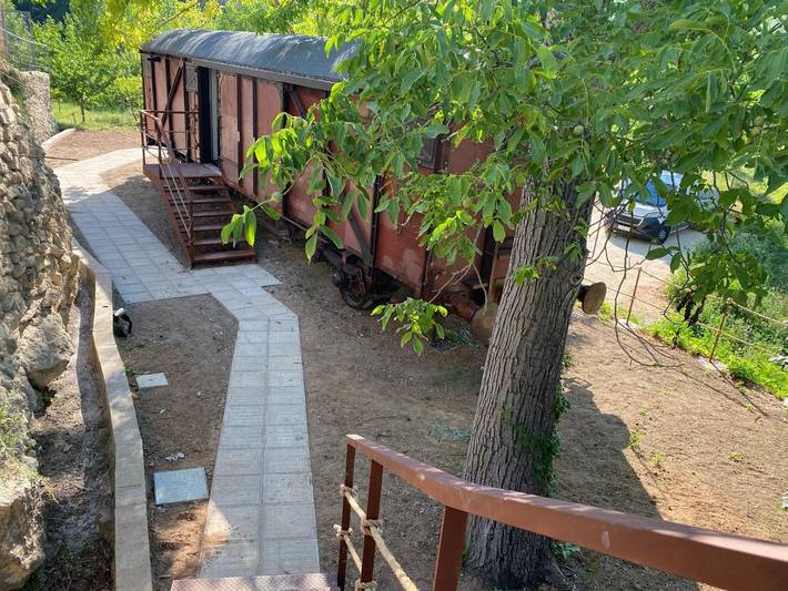 Albergue para 4 personas, con terraza además de jardín y jacuzzi en Rincón de Ademuz - 4