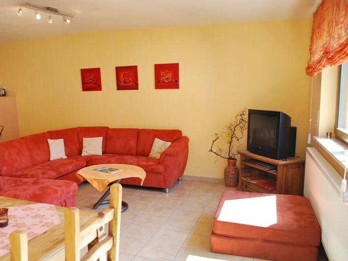 Location de vacances pour 6 personnes, avec balcon à Ernst - 3