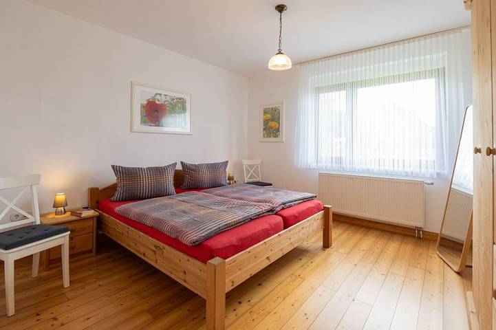 Bauernhof für 6 Personen, mit Terrasse und Garten in Leer und Umgebung - 2