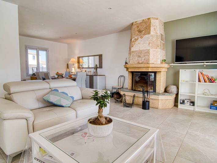 Location de vacances pour 8 personnes, avec terrasse et jardin à Le Luc - 3