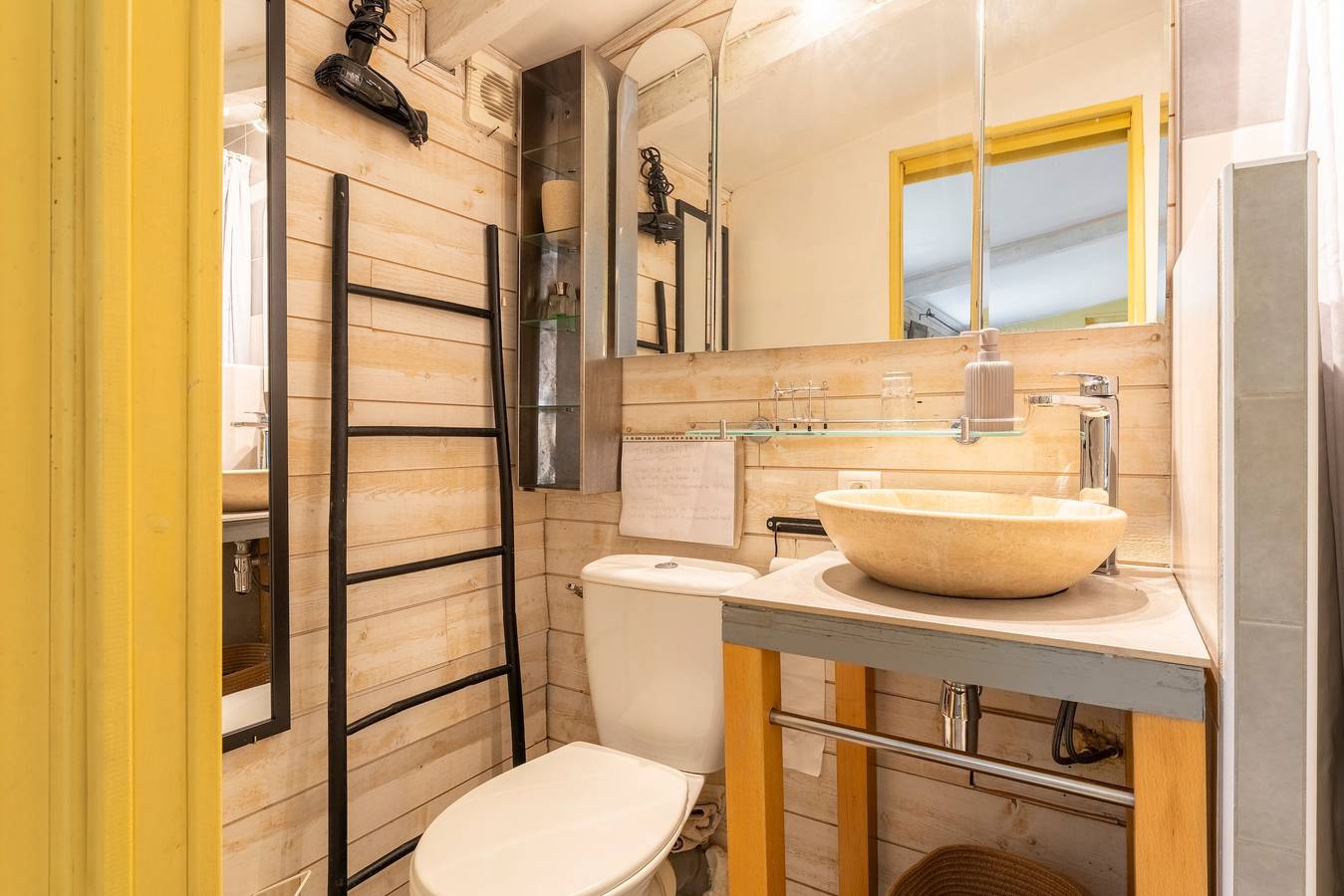 Appartement 'Studio De Charme À Avignon' met Privézwembad, Privétuin en Wi-Fi, foto 15