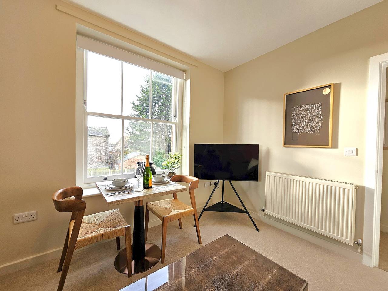 Entire apartment, Contemporary first-floor apartment close to town - Pass the Keys in Shrewsbury, Shropshire