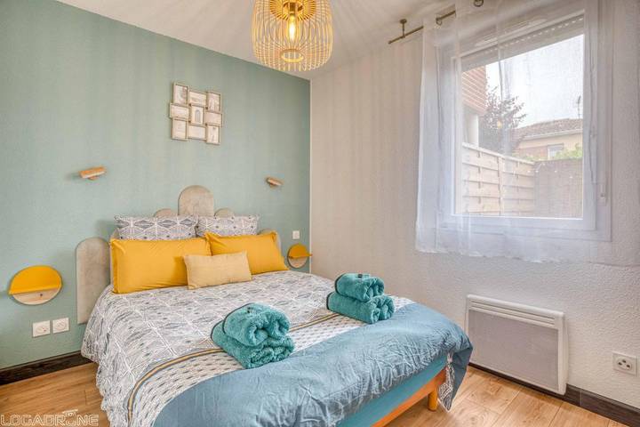 Gîte pour 4 personnes, avec jardin à Caussade - 2