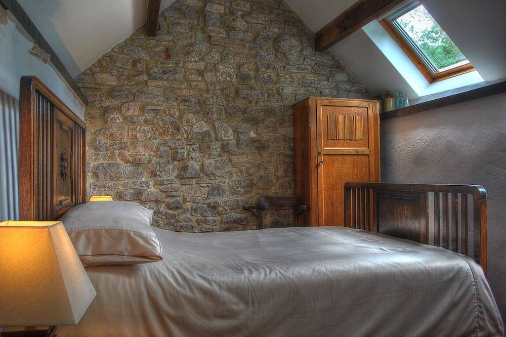 Old Millers Cottage, Dovedale, Derbyshire / Staffordshire fronteras in Staffordshire