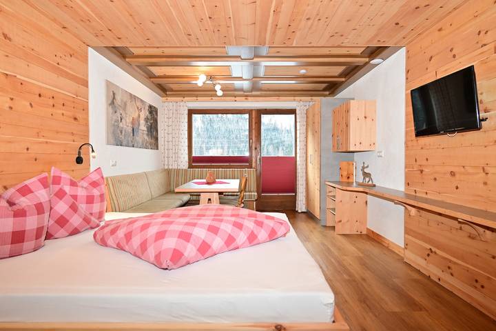 Ferienwohnung für 5 Personen, mit Balkon und Terrasse sowie Garten und Sauna in Biberwier