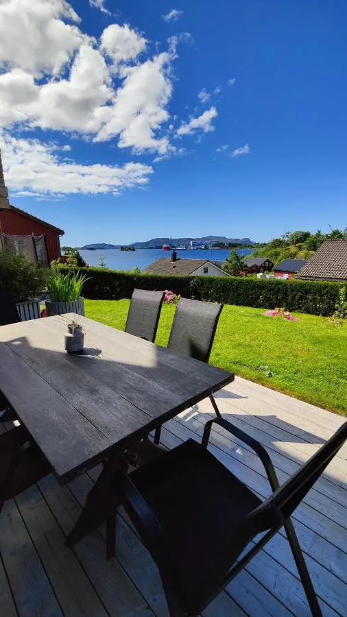 Ferienwohnung für 4 Personen, mit Ausblick und Garten - 1