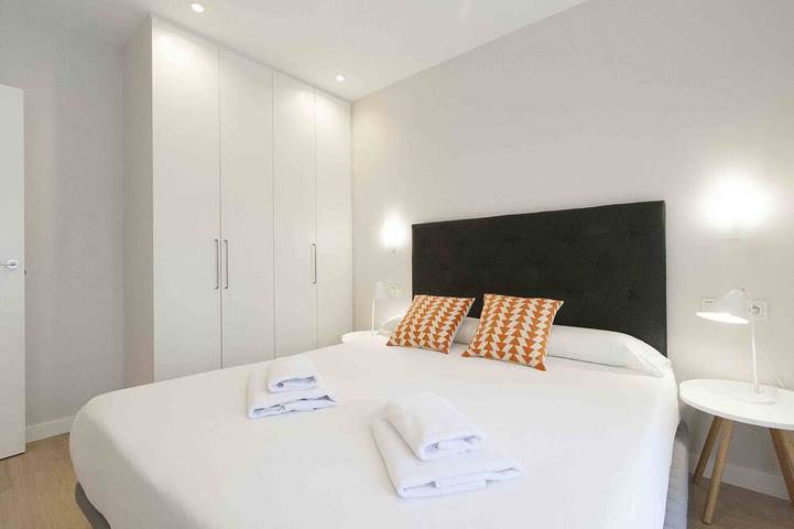 Entire apartment, Verona | The Rentals Collection in Playa de la Concha, San Sebastian