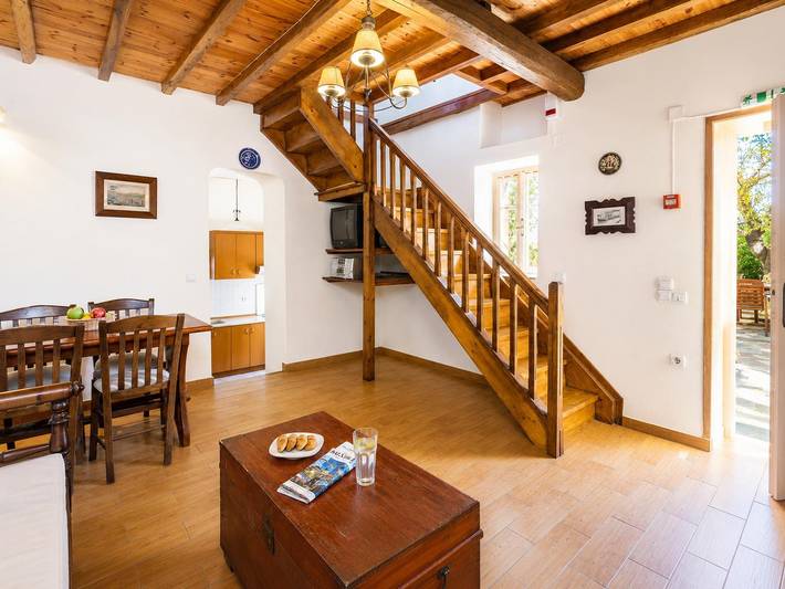 Villa per 4 persone con balcone in Sporadi
