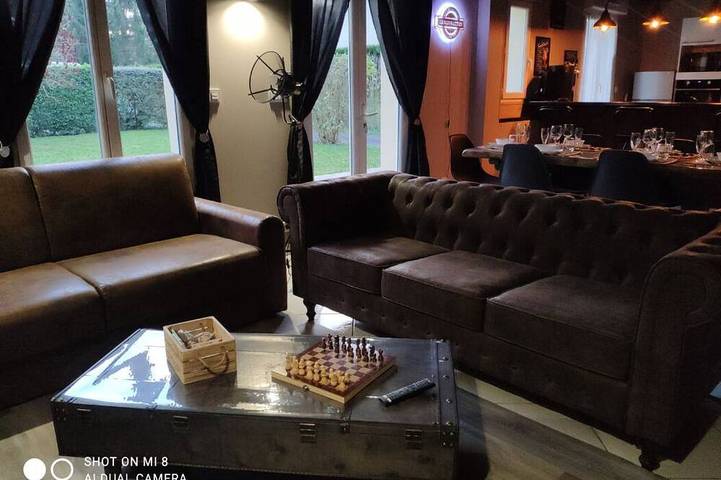 Location de vacances pour 6 personnes, avec jardin et terrasse à Brasles