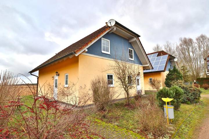 Ferienhaus für 7 Personen, mit Balkon und Terrasse sowie Ausblick in Verchen